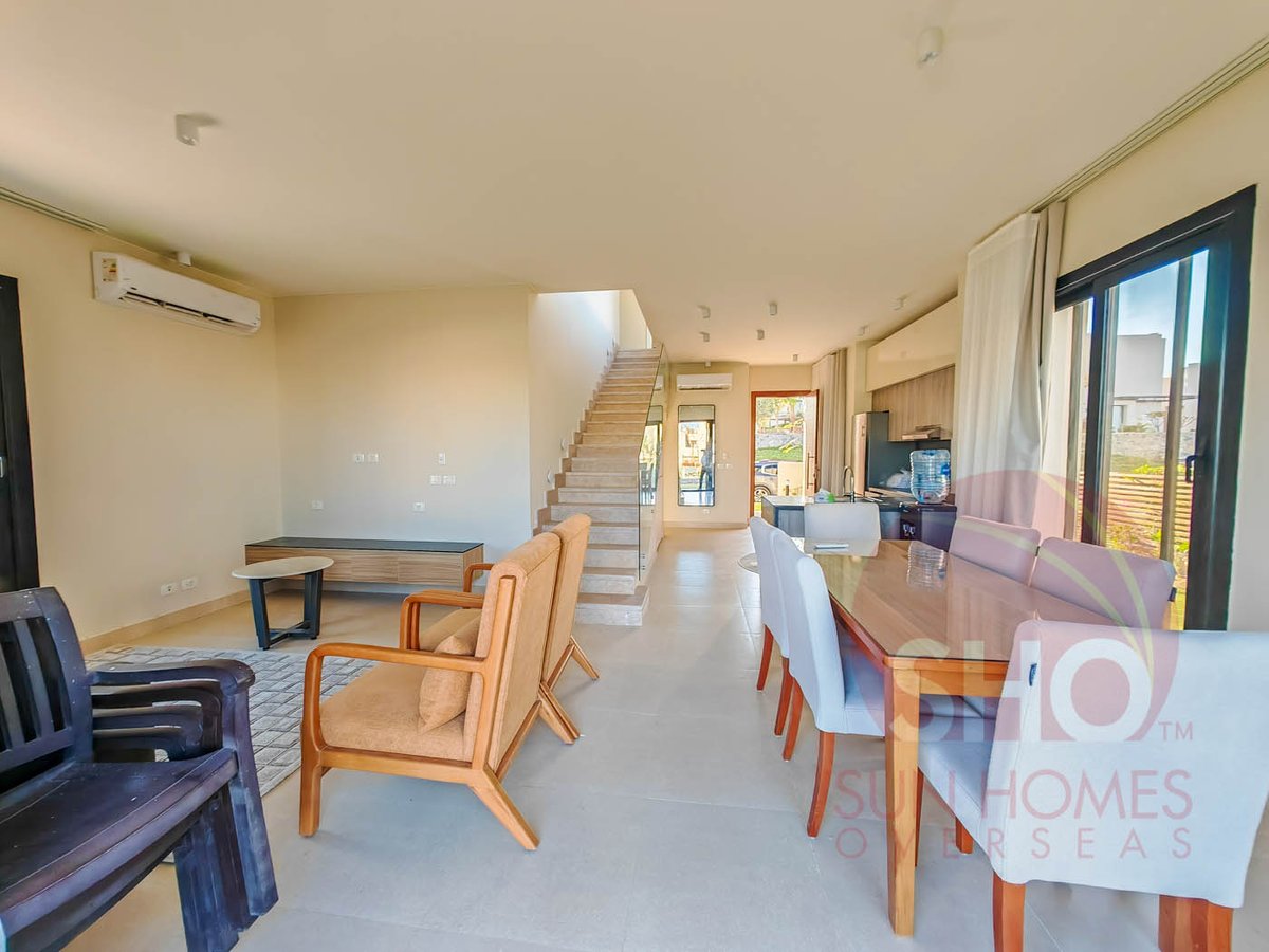 sunhome's tweet image. NEW LISTING! 🏡 Furnished Detached 5-Bed Villa in Makadi Heights - Newly completed in Dec 2025 and to be sold including all new furniture and appliances.
💰 Price: £399,995 GBP (Approx. €460,000 | $540,000 | EGP 25,500,000)
🔗 zurl.co/h2oYb