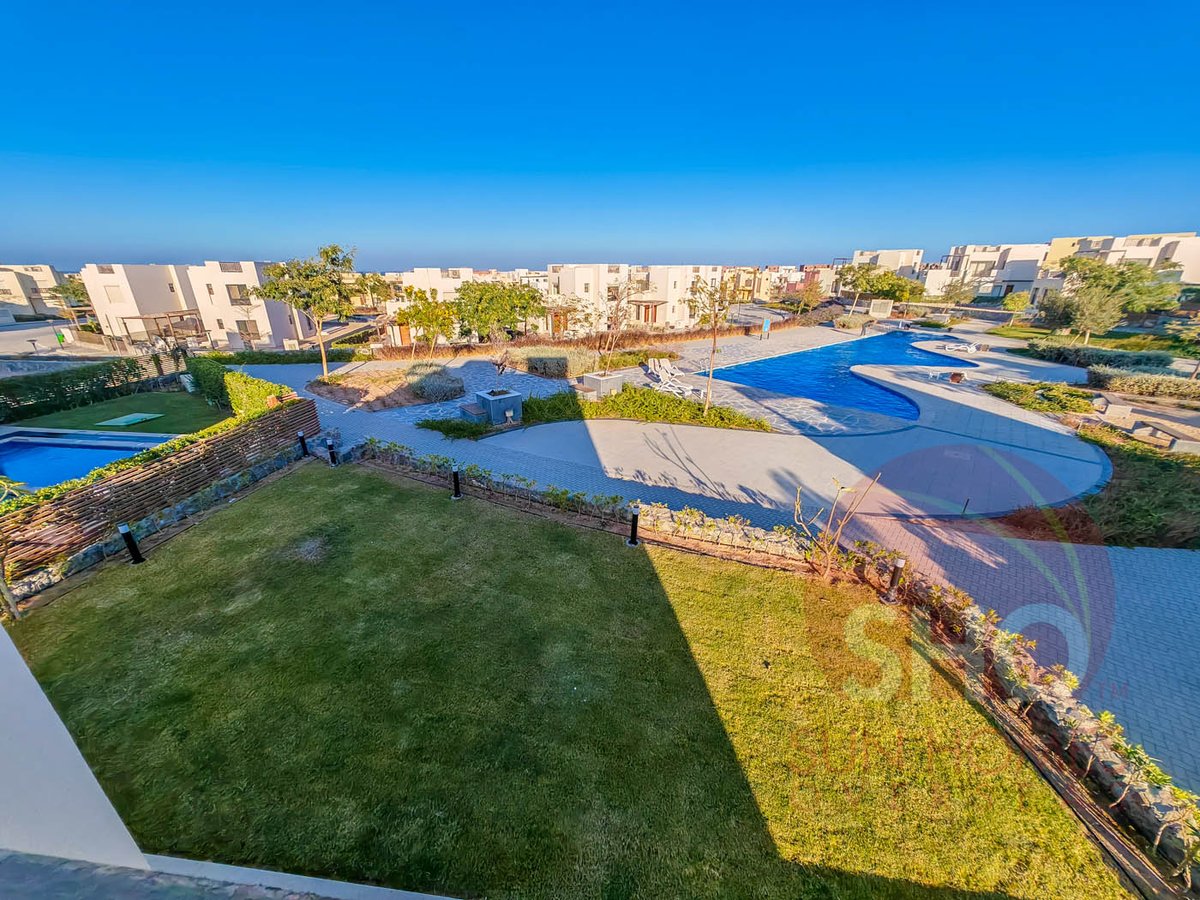 sunhome's tweet image. NEW LISTING! 🏡 Furnished Detached 5-Bed Villa in Makadi Heights - Newly completed in Dec 2025 and to be sold including all new furniture and appliances.
💰 Price: £399,995 GBP (Approx. €460,000 | $540,000 | EGP 25,500,000)
🔗 zurl.co/h2oYb