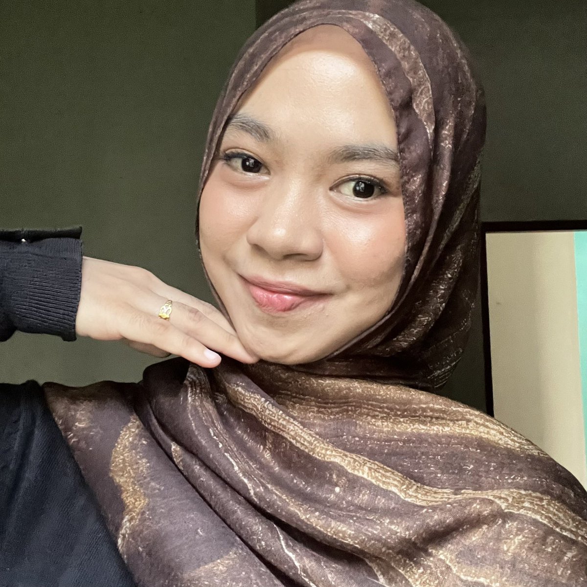 rosebumbby's tweet photo. TOP 4 LOCAL PASHMINA BRANDS that I love🫶🏻 https://t.co/GOxjSnqqHb