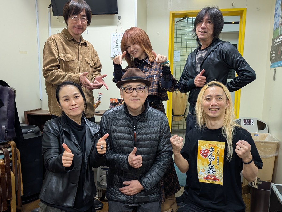 warock_info's tweet image. いよいよ明日！

当日立見席券出ます。
6500円。
本日12:00までは前売り買えます。
あ！っと思い立った方も是非お待ちしています🎶
 #SYU君のさんぴん茶が気になりますね(笑)