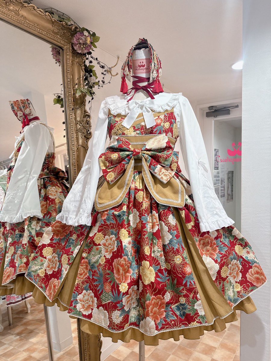 ✨店頭人気商品✨】 《🪷花と扇の和柄シリーズ🪭》 ♡花と扇の和柄