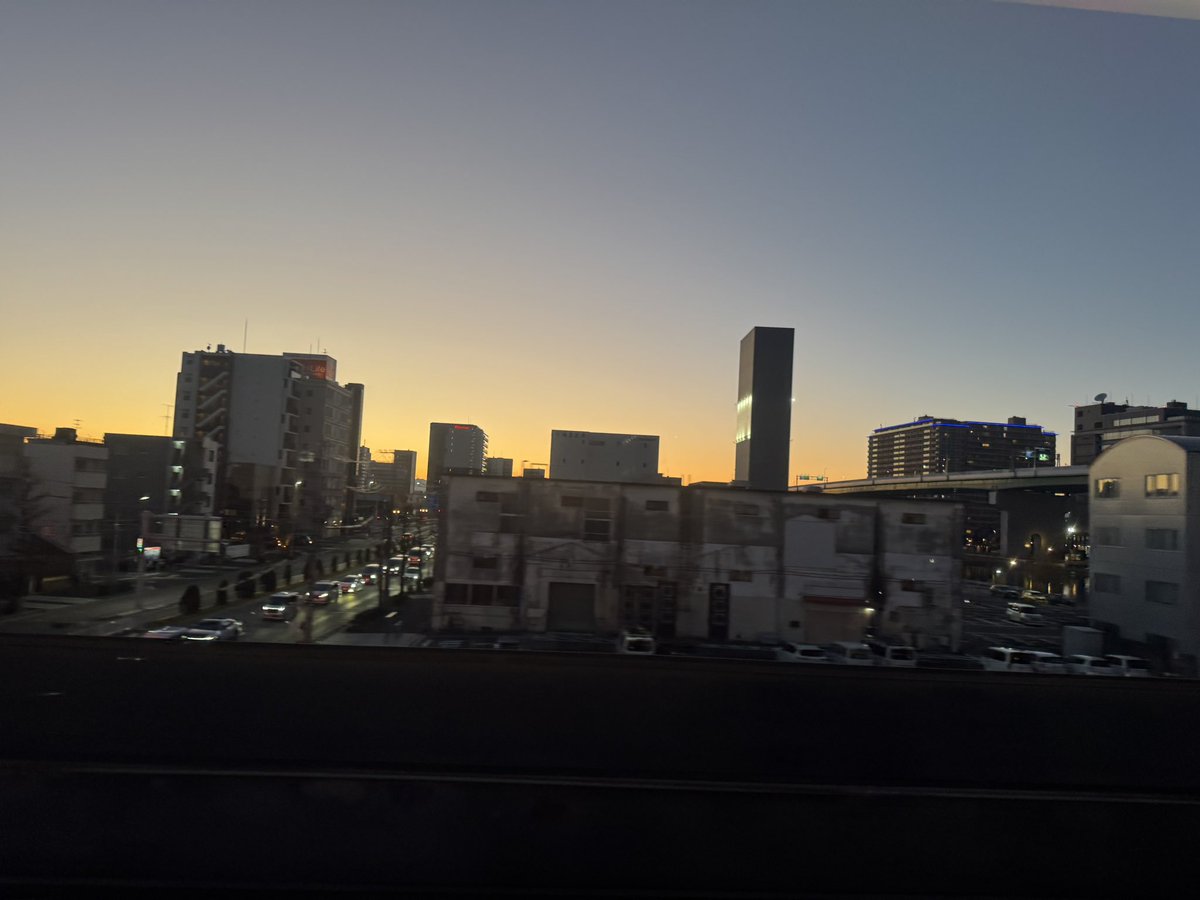 daisukesou's tweet photo. 今年最後の出張。楽しい時間。 https://t.co/V5wi8znWof
