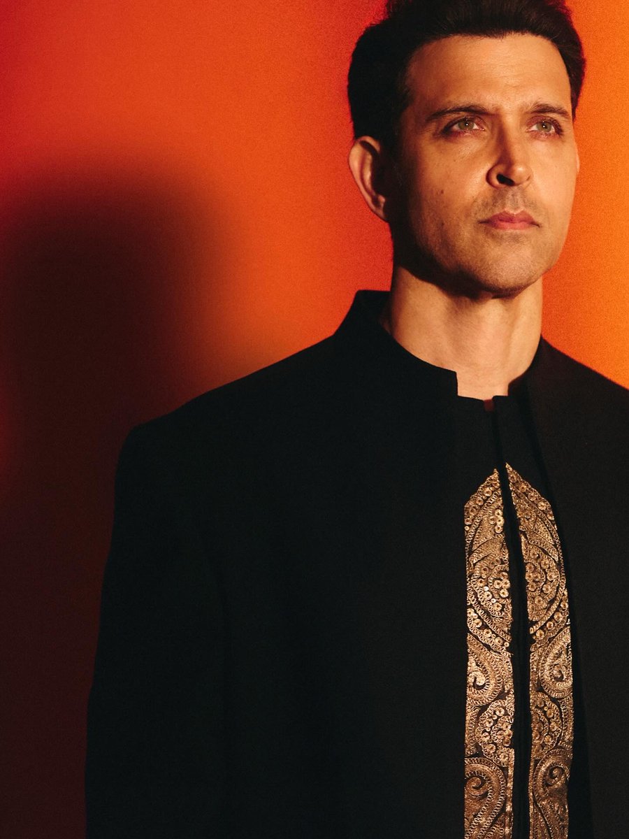 Hrithik Roshan tweet media