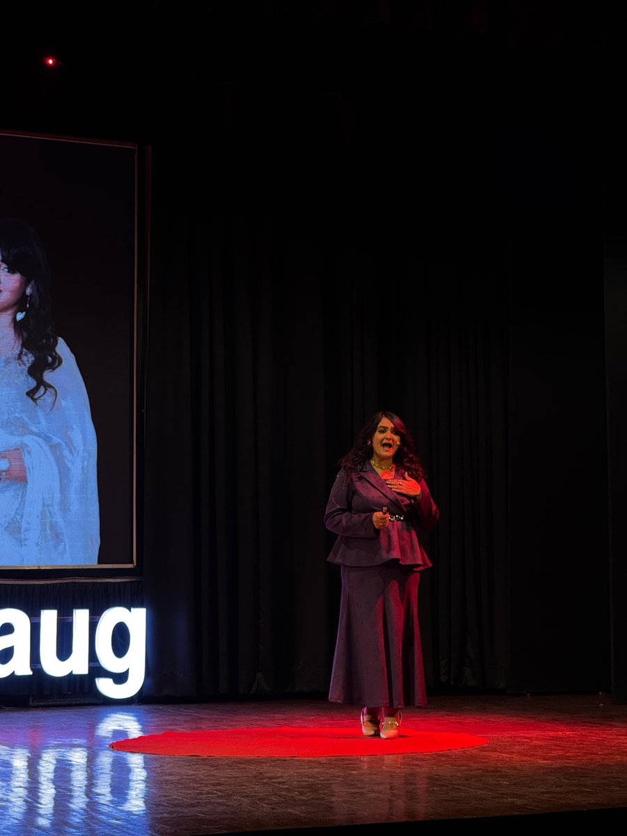 TedxRambaug's tweet photo. Let's call on stage out very first speakerl! Gazal B Kothari who told us her story with so much clarity. Her determination is breathtaking!

#TEDxRambaug #Tedx #TedxIndia  #2025 #TheXFactor #Kalyan #GazalBabelKothari https://t.co/OcE4bmaLCI