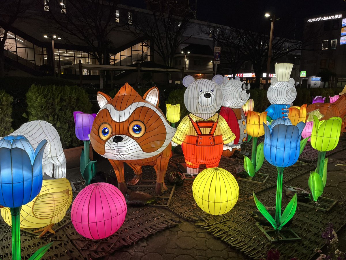 稲毛海岸駅にカワイイ動物たちがいましたよ。