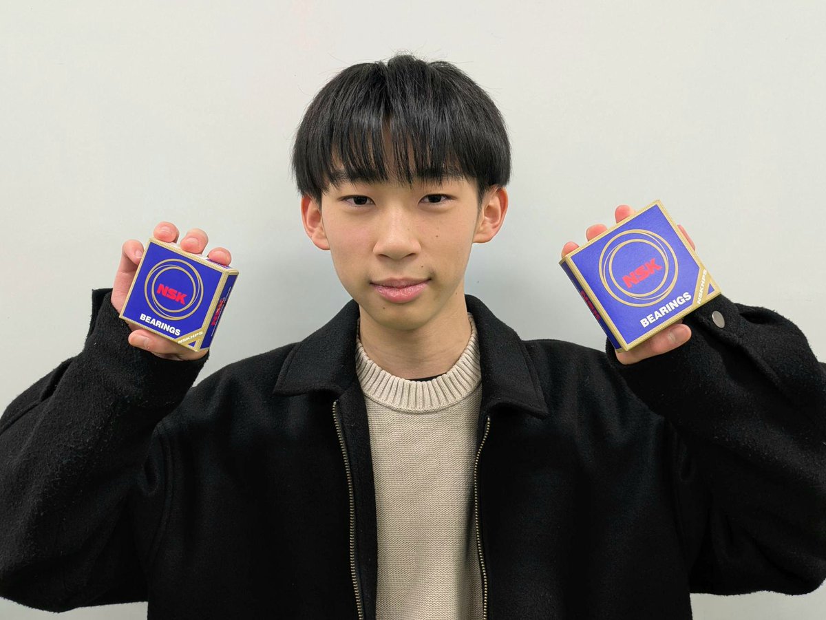 日本精工株式会社 様より，ベアリングを無償で提供いただきました． この度は，ご支援ありがとうございます！！ 

#NSK #沼津高専モータース #学生フォーミュラ #fsae 

日本精工株式会社様のホームページは，以下のリンクからご覧ください😊 
nsk.com/jp-ja/