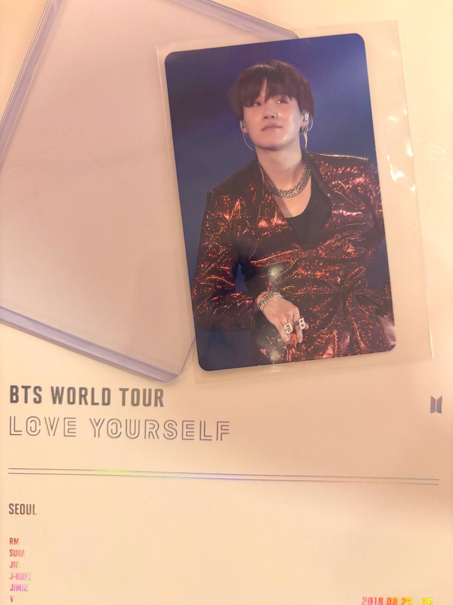BTS WORLD TOUR SEOULのトレカです♪ 今更なんですが💦 整理したら出てきたので どなたかいらっしゃいません
