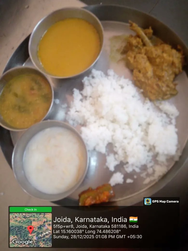 SchoolJoida's tweet photo. Mdrs Joida 264 St  #SocialAudit_SWDMeals #SocialWelfare_Karnataka https://t.co/AIbiC4aa0R