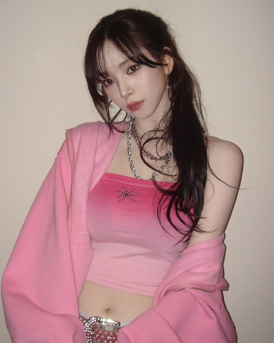 ( Xx , ) pink echoes  . . .  연두빛  /  ☼