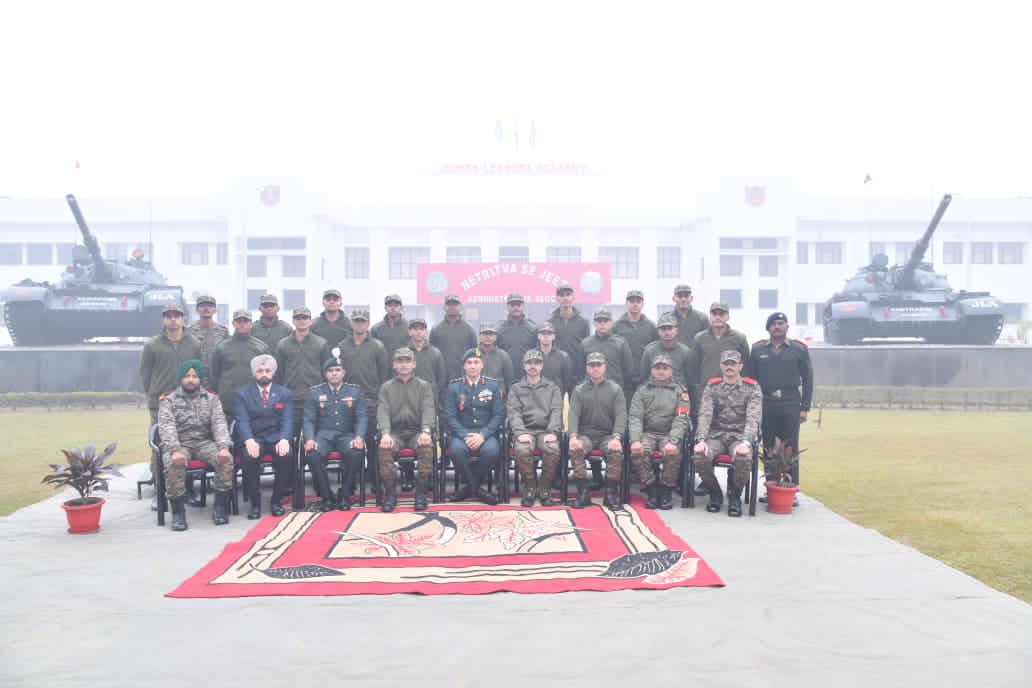 artrac_ia's tweet image. "𝐉𝐮𝐧𝐢𝐨𝐫 𝐋𝐞𝐚𝐝𝐞𝐫𝐬 𝐀𝐜𝐚𝐝𝐞𝐦𝐲, 𝐁𝐚𝐫𝐞𝐢𝐥𝐥𝐲"

Officer Cadets from the Officers Training Academy #OTA ,Gaya visited the Junior Leaders Academy,  Bareilly, on 27 Dec 2025.

The visit offered the Cadet Officers an opportunity to gain valuable insight into #JLA, a