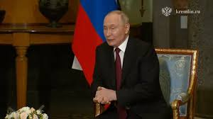 vasya_tata's tweet photo. Через три дня и несколько часов начнётся 27-й год узурпации власти этой нелюдью.
Многие по невнимательности пропускают 2000-й год и начинают отсчёт с 2001-го.

С начала 2000 по конец 2025 прошло уже 26 лет.
/ 01.01.2000 — 31.12.2025 = 26 лет /

‼️Будьте внимательны к фактам‼️
❣️Оставьте в комментариях новогодние пожелания для этой мрази.❣️
