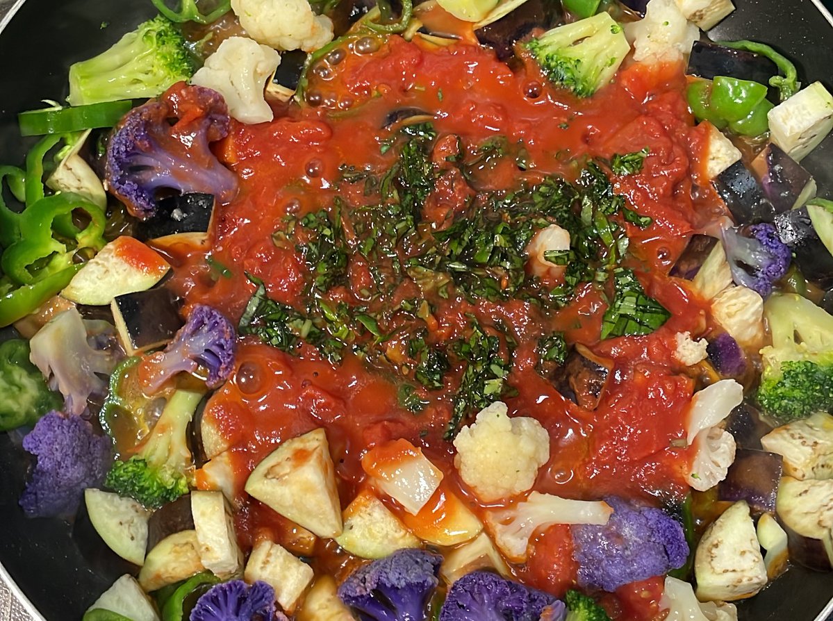 ショートパスタを食べていくーっ
⊂((・x・))⊃