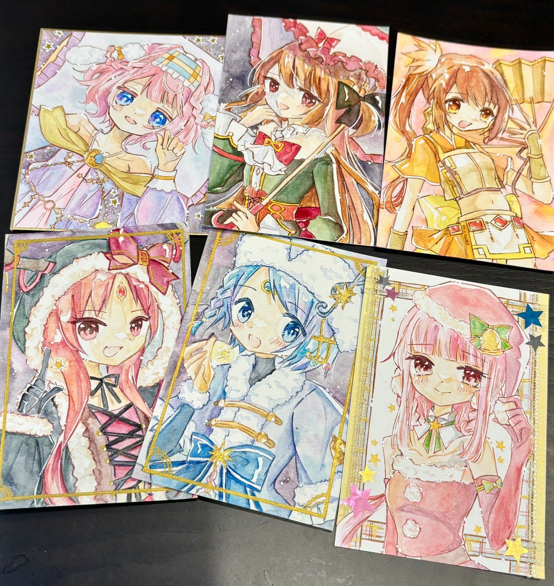 描きかけの絵も完成出来て良かった🥹 全部アナログ！ 1枚目がB5サイズ