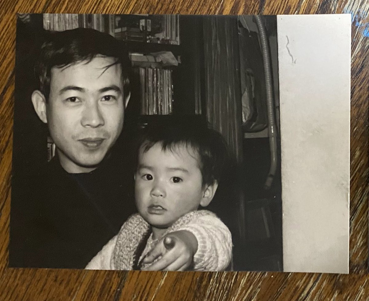 yuzokoshiro's tweet image. 年の瀬なので、今年4月20日に亡くなった父のことを少し書いておこうと思います。

父・古代高義は、画家としてコンテンポラリーアートの世界で生きた人でした。
87歳でした。死因は肺線維症でしたが、老衰に近い、穏やかな最期だったと思います。…