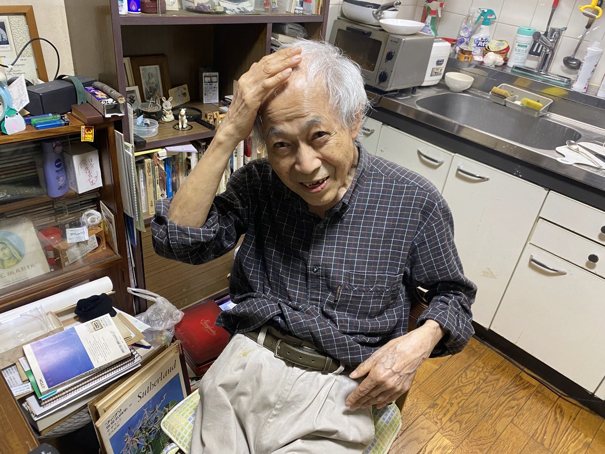 yuzokoshiro's tweet image. 年の瀬なので、今年4月20日に亡くなった父のことを少し書いておこうと思います。

父・古代高義は、画家としてコンテンポラリーアートの世界で生きた人でした。
87歳でした。死因は肺線維症でしたが、老衰に近い、穏やかな最期だったと思います。…