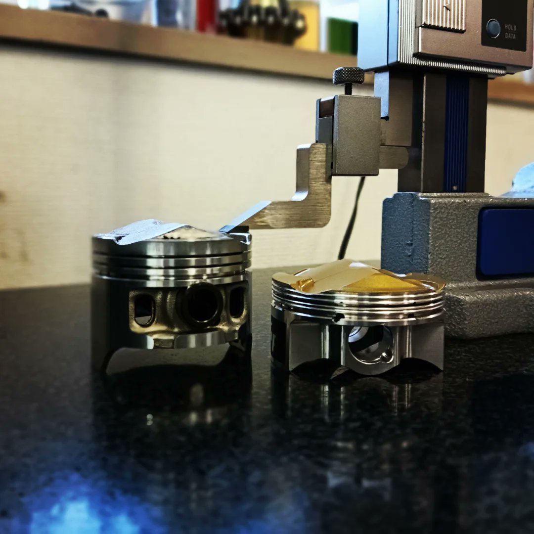 intecmotorcycle's tweet image. #piston
#highcompression
#2本リング
#ノーマル比較
#ピストンピンハイト
#連桿比