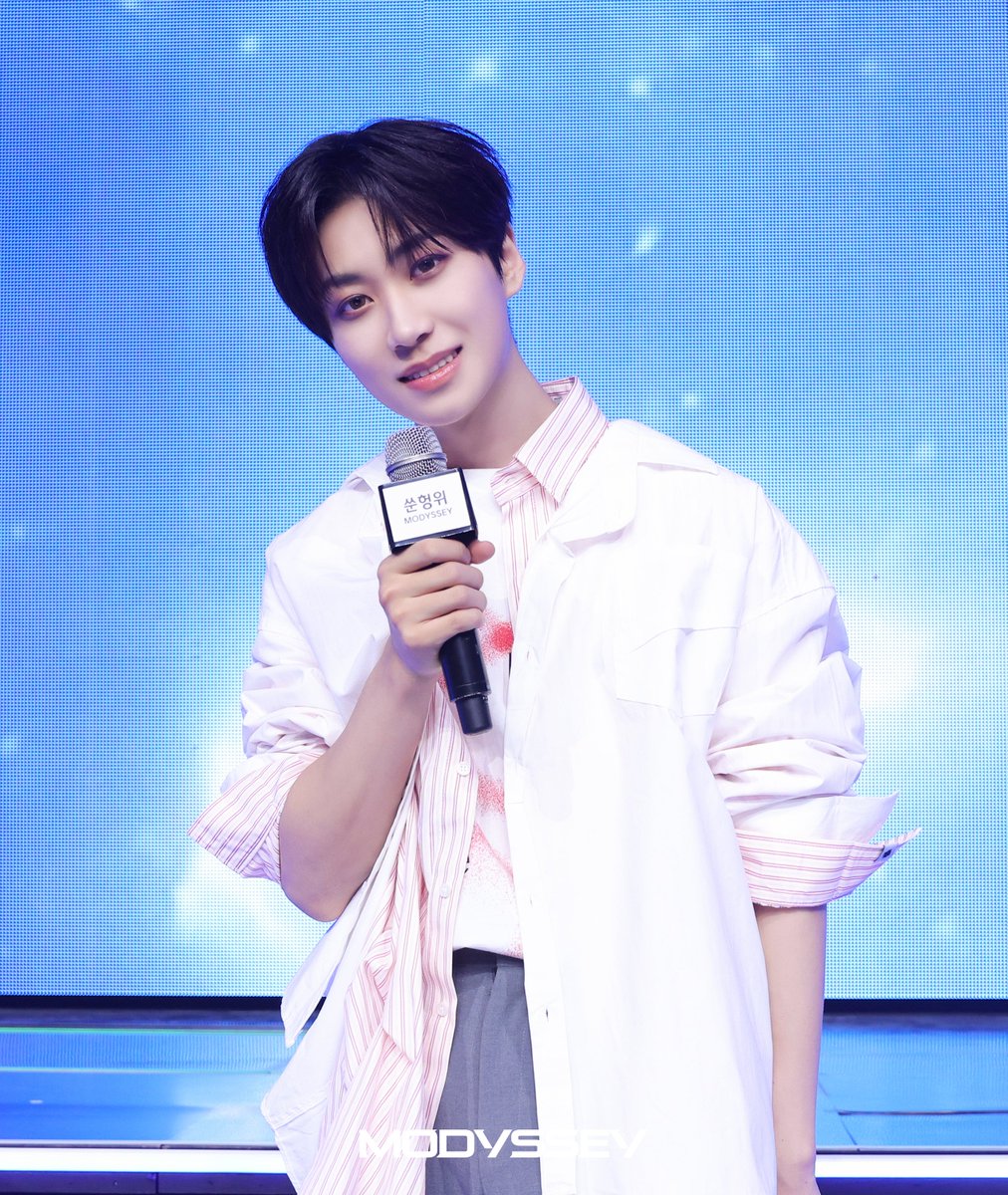 MODYSSEYWORLD's tweet image. 𝙈𝙊𝘿𝙔𝙎𝙎𝙀𝙔⊹ ࣪ ˖﹏𓊝

#MODYSSEY #모디세이
#쑨헝위 #판저이 #리즈하오 #자오광쉬
#SUNHENGYU #FANZHEYI #LIZIHAO #ZHAOGUANGXU