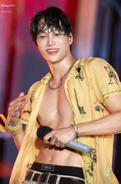 About Music tweet media