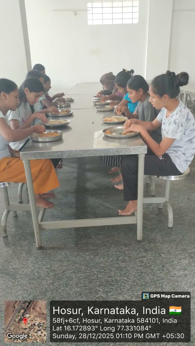 GGCHRaichur's tweet photo. Good afternoon Sir/Madam today's Lunch. #SocialAudit_SWDMeals #SocialWelfare_Karnataka https://t.co/s7E39Lx4dT