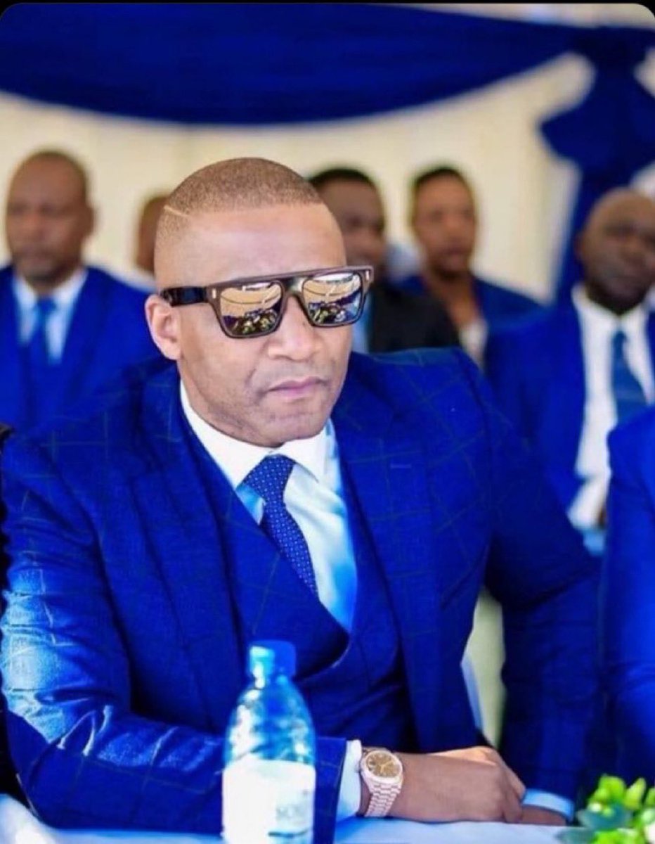 AdvoBarryRoux's tweet image. The President of Botswana Duma Gideon Boko is currently in his home village somewhere in Eastern Cape attending umigidi &amp;amp; seeing his relatives. The Vice President Ndaba Nkosinathi Gaolathe he left in charge is also South African. Botswana our 10th province.
