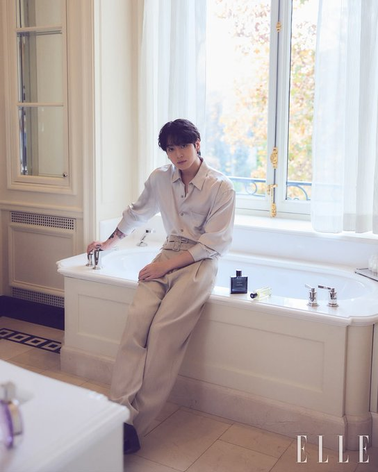 #JungKook of #BTS exudes "unmatched elegance" in collaboration with Chanel Beauty. 🌊📸