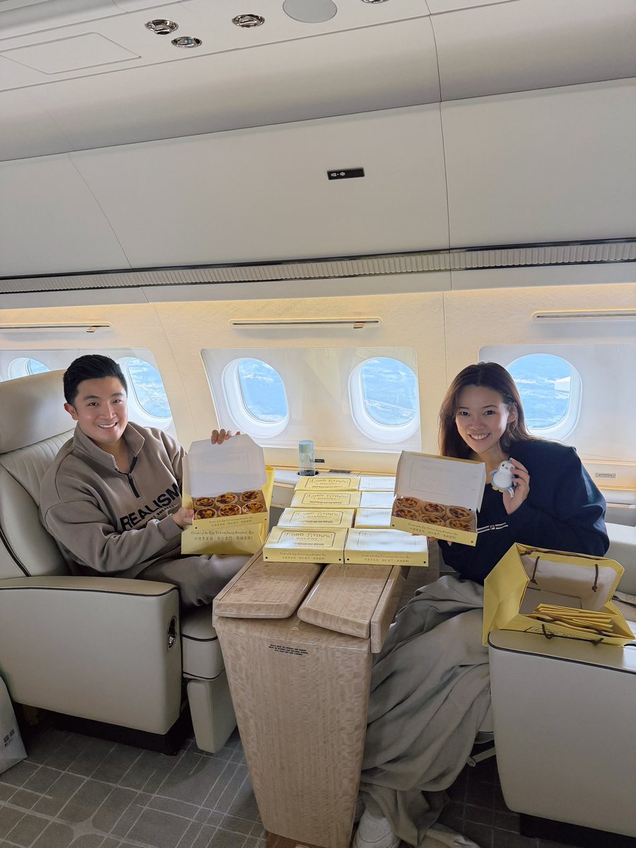 FoxyPenguin 小狐狸 tweet media