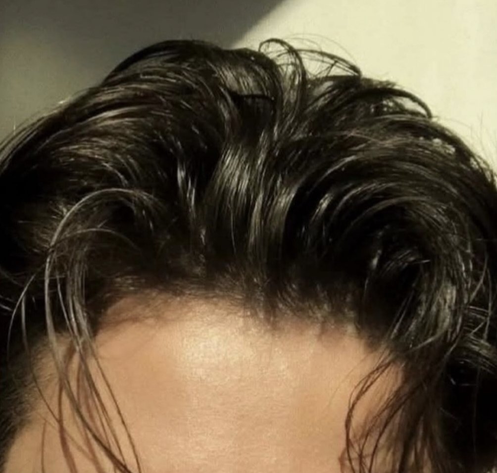 Naam_kafi_hai's tweet image. Most seductive hairstyle for men