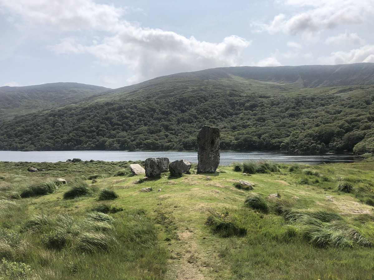 It’s the last #StandingStoneSunday of the year … thinking back to some fantastic sites I saw for the first time in 2025. This is one of the very best! Beautiful Uragh on the Beara peninsula, Co Kerry.