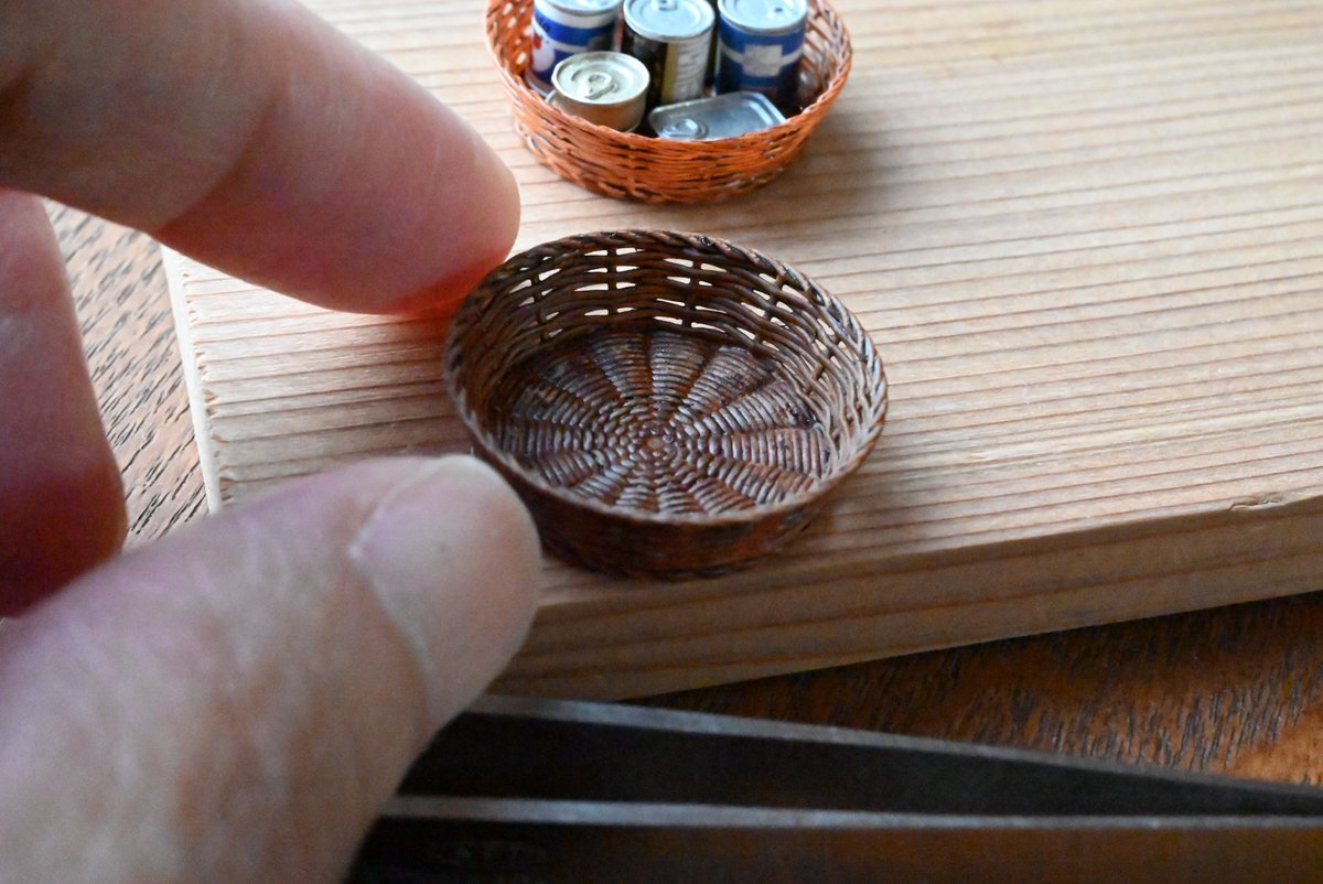 籠を作りたくてモデリング🧺
時間かかった💦
理想の形には程遠いけど何とか形になりました😮‍💨
今年はこれで3Dモデリング納めかな💻

#ミニチュア
#籠