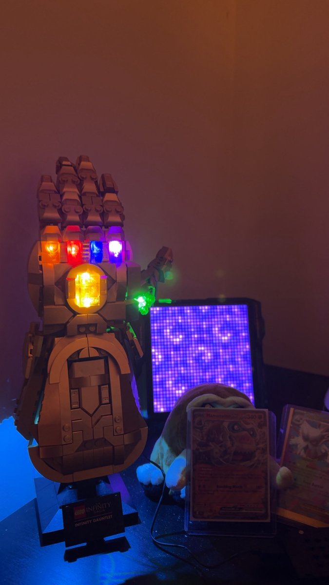 W GIFT 🥰🥰🥰🥰 i love my lego gauntlet thank you baby 🥰🥰🥰 <a href="/sealiest/">•</a>