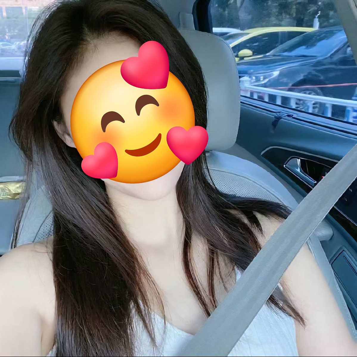 老婆1米76大美女，今年大环境不好破产了，有没有财务自由的大佬或者公司稳定盈利的带带我们啊，不需要你们的钱，只需要带我们入行重新创业，复制你们公司的盈利模式就行了