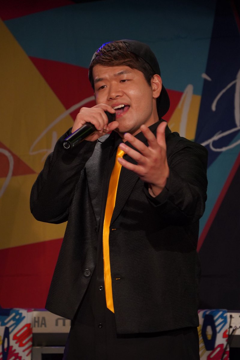 ChihiroPhoto905's tweet photo. SOUND FEEL'd X # 12
2025年12月16日(火)
(@mcrew1m )
会場:池袋西口GEKIBA(@GEKIBA )
VoOlOさん (@VoOlO1122 )
良太さんver.(@iita_v_o )
#SOUNDFEELdX #SOUNDFEELd
#池袋西口GEKIBA #池袋西口 #池袋
#VoOlO #良太 #いーた https://t.co/gYM6esjWkA
