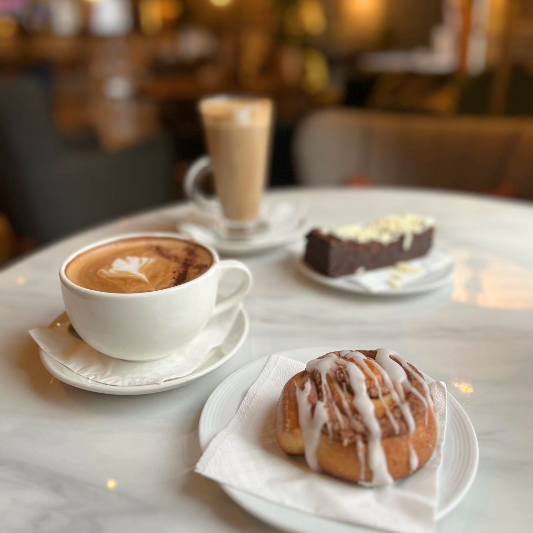 killasheehotel's tweet image. Lost track of what day it is? Still full from Christmas? 

Come on in and make room for more - coffee, sweet treats &amp;amp; chats in the Larkspur! ☕🍰 

#Killashee #CoffeeandChats