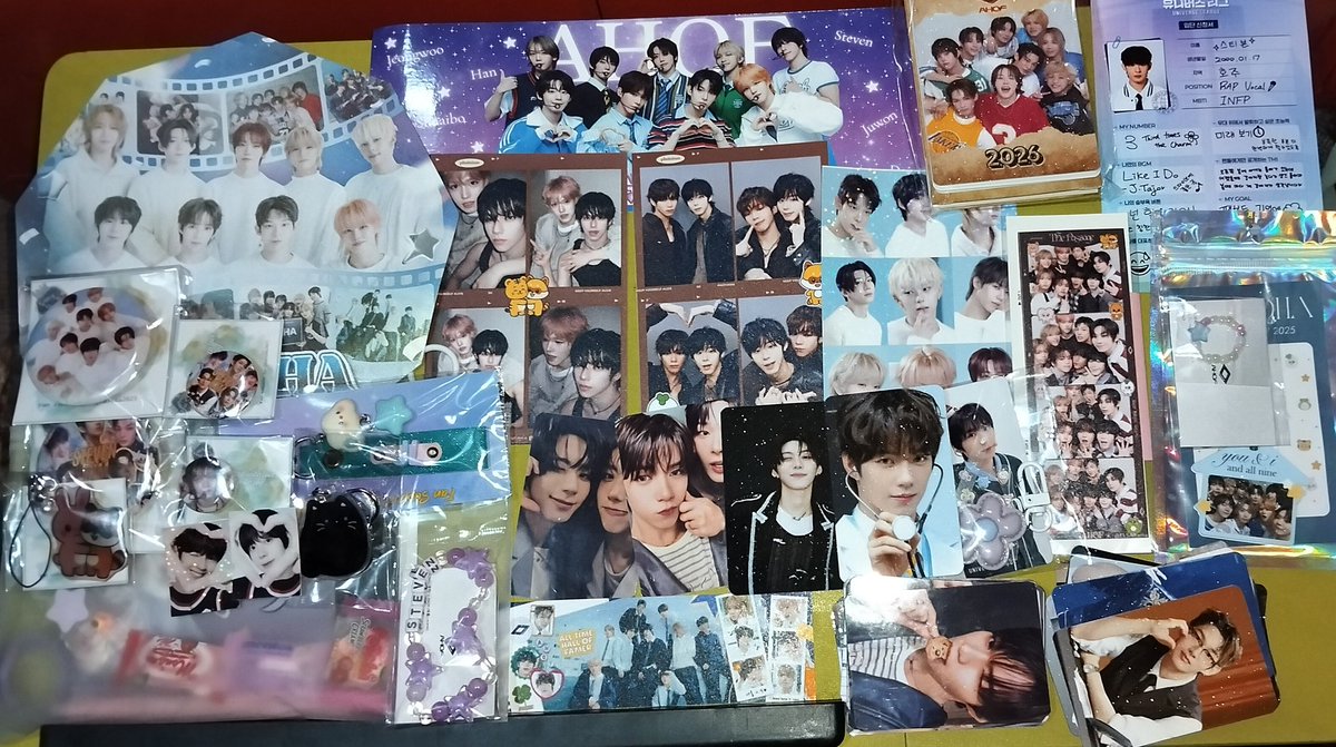 jaeyeldimsum's tweet photo. Super saya ng games, raffles, and random kulitan ng lahat. Thank you sa freebies and prizes. Happy new year, FOHAs! 

@AHOFAAK #FOHAlidayWithAAK https://t.co/MZZI3YkogD