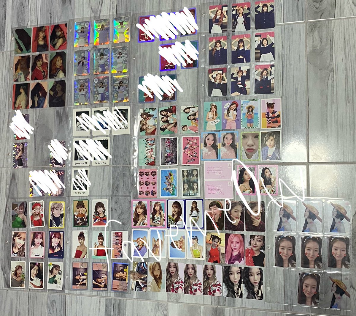 ขายการ์ดสภาพเก็บใส่แฟ้มไม่เคยเอามาดู🥹 บางใบขายแล้ว เน้นขายเหมาเป็นเซทก่อน

เดี๋ยวมาลง ของแท้แกะจากบั้ม/บางใบดีลมาราคาสูงมากก ซื้อมา 7-8 ปี ช่วงราคาพีค ขอคนเข้าใจน้า 

เปิดใน shopee +20% นะคะ

#ตลาดนัดทไวซ์ #วันซ์สายเปย์ #ตลาดนัดtwice #ตลาดนัดรวว #ตลาดนัดโซชิ