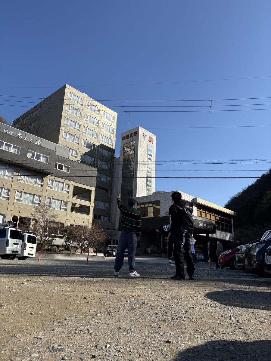 稽古納めしてきました❗️
来年❗️
２月１日(日)
たつの演劇祭❗️
皆様、お楽しみに❣️
#たつの市
#演劇祭
#演劇
#舞台