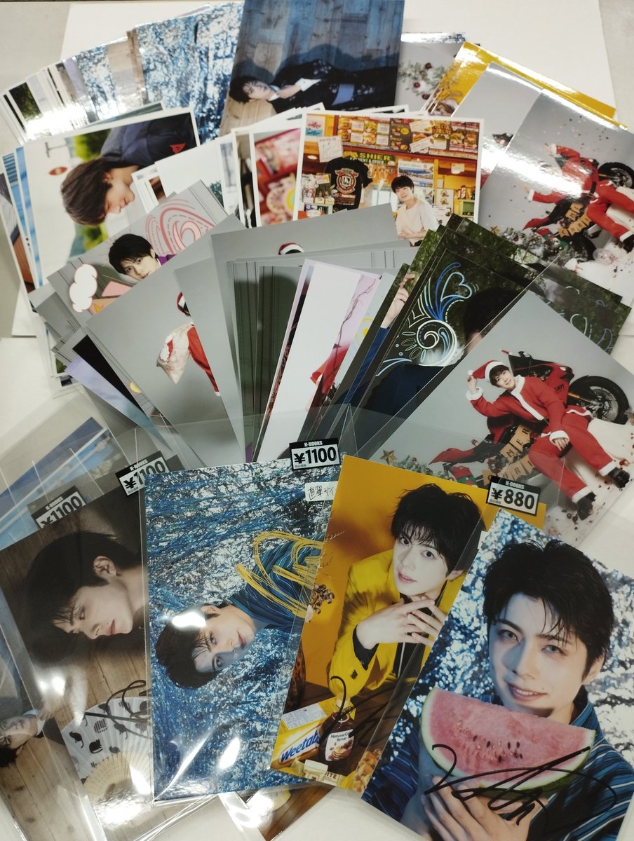 入荷情報】 佐藤信長さんのブロマイドが多数入荷致しました❣❣ 直筆