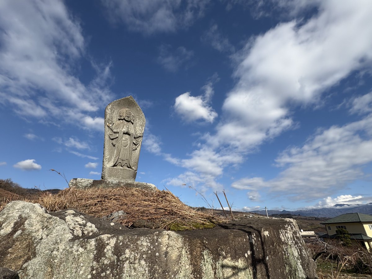 馬蹄石 夕凪観音 石仙 姿石 盆石(A598) 石仏風土記 山梨市上岩下の大きな馬頭観音🙏江戸時代作と思われる