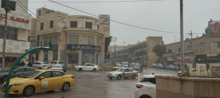 تساقط غزير للأمطار في مادبا ومعالجة تداعياته أولا بأول 
