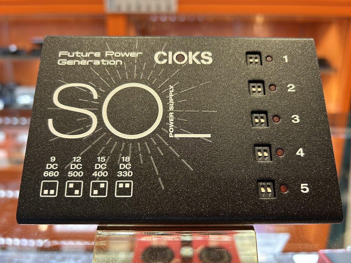 CIOKS SOL パワーサプライ 電圧切替 9V 12V 15V 18V 新製品！！！ CIOKS / SOL Power Supplies 高電流の5系統出力を装備