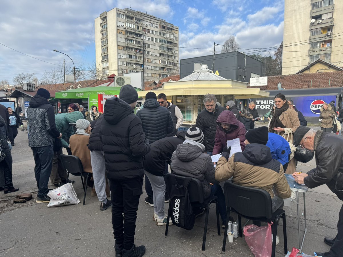 Prelepe scenee ljudii Zemun - Prvomajska 
POTPIŠI  #28.12  ❣️