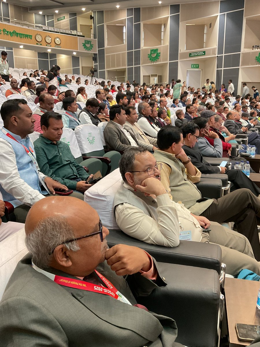 IPSAINDIA_'s tweet photo. 62nd IPSA CONFERENCE Day 2 (28th Dec 2025)
General Body Meeting 
#IPSA2025 #62ndIPSA #IPSAAtKalinga #IPSA 
@GSIPSA @ConferenceIpsa https://t.co/vFKHBZ0fYD