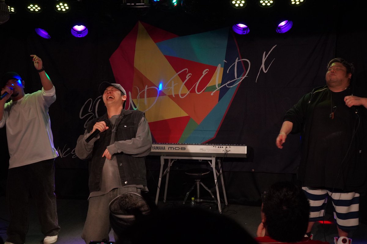 ChihiroPhoto905's tweet photo. SOUND FEEL'd X # 12
2025年12月16日(火)
(@mcrew1m )
会場:池袋西口GEKIBA(@GEKIBA )
ALBA/TOROSさん (@alba_toros )
#SOUNDFEELdX #SOUNDFEELd
#池袋西口GEKIBA #池袋西口 #池袋
#ALBATOROS #Ryou #fixer #Oshin https://t.co/BqHkChQvAA