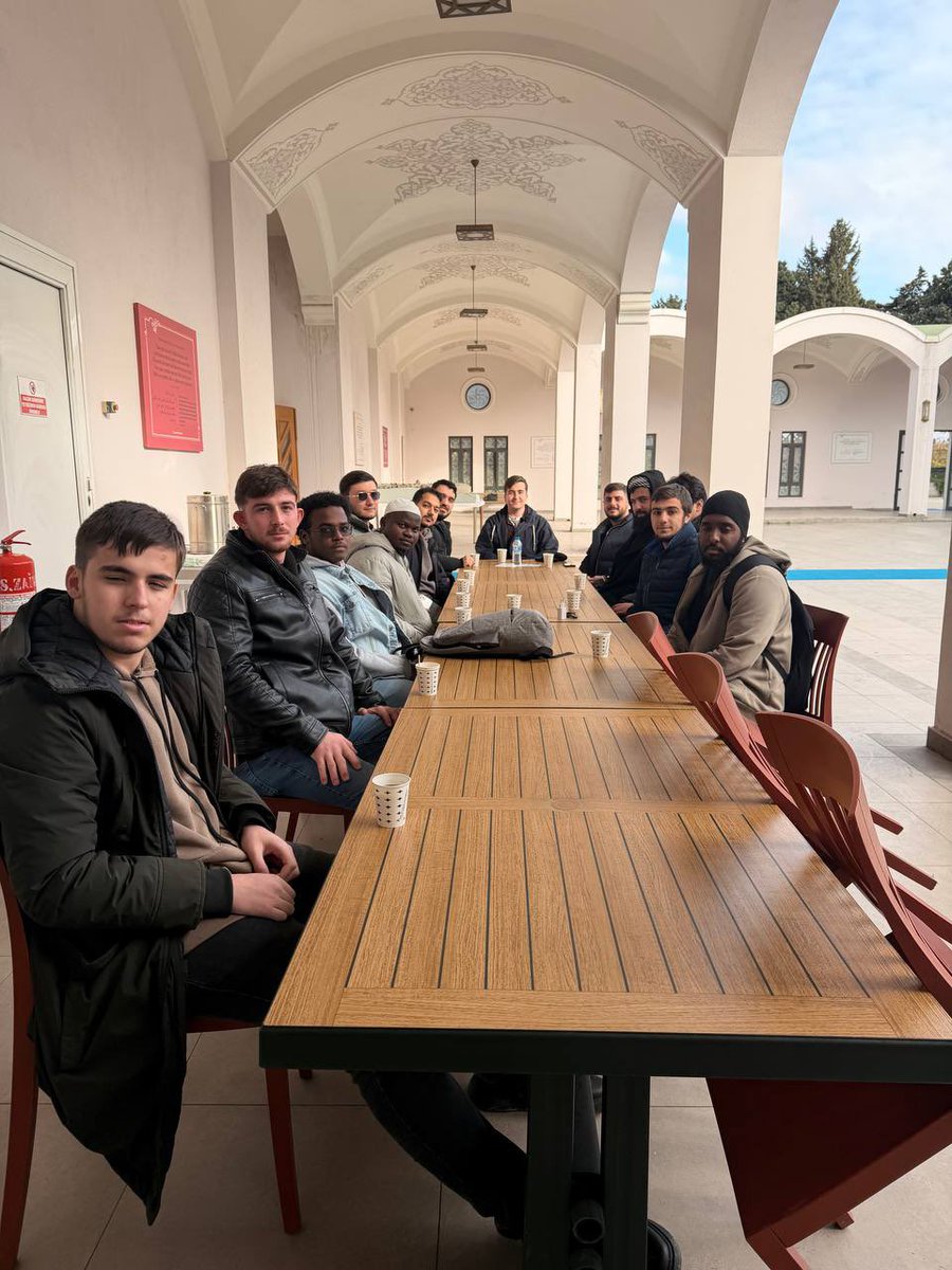 Milli Gençlik Kulübü olarak haftalık çay buluşmamızı gerçekleştirdik.