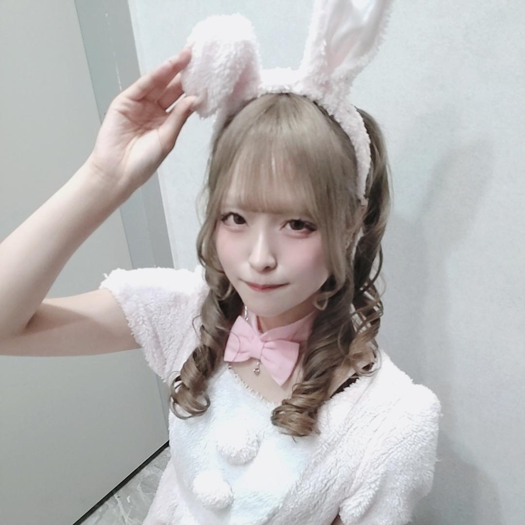 ❤️ SUIKAちゃん様❤️ アイスうっんっま❤️ 日曜日は基本的に 手にも顔にも服にも シールが