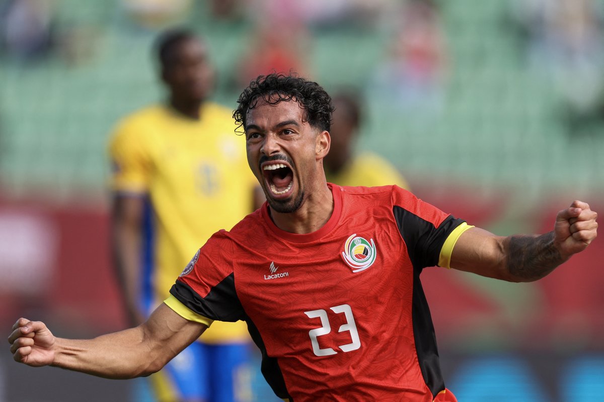 OptaJean's tweet image. 1 - Le Mozambique a gagné le tout premier match de son histoire en Coupe d'Afrique des Nations (4N 12D), étant jusque-là la nation qui comptait le plus de rencontres dans la compétition sans la moindre victoire. Délivrés. #CAN2025