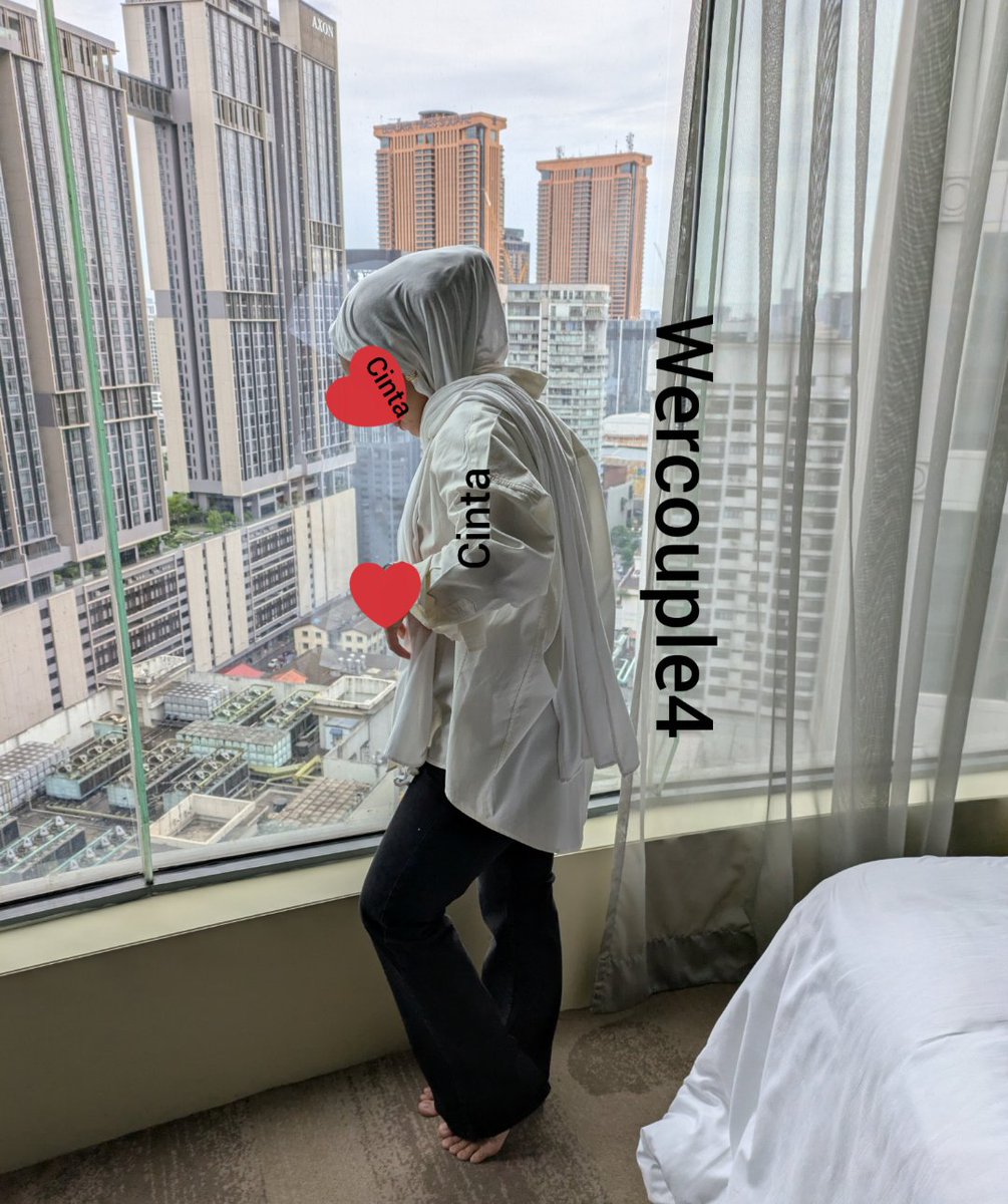 Couple tweet media