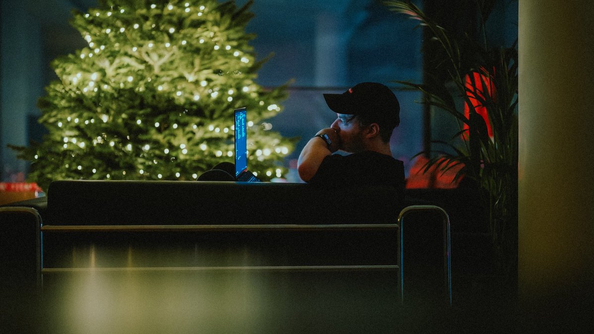 Charlie Ryan tweet media