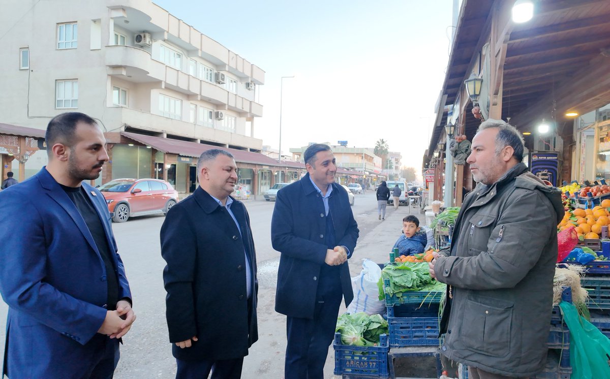 karadagferhatt's tweet photo. 📍 Suruç | Aligör Mahallesi'ndeyiz! 

İl yöneticilerimiz ve İl Gençlik Kolları Başkanımız Muhammed Üveys İzol ile birlikte Suruç’un Aligör Mahallesi’ndeydik.
Aligör esnafımızı ziyaret edip, sohbet ettik.
Esnafımıza bol bereketli kazançlar diliyoruz.

#sanlıurfa #suruç #aligör

@herkesicinCHP @eczozgurozel @EnsarAytekin10 @uveysizol @mehmetsalihklc @fevziyalcinnn