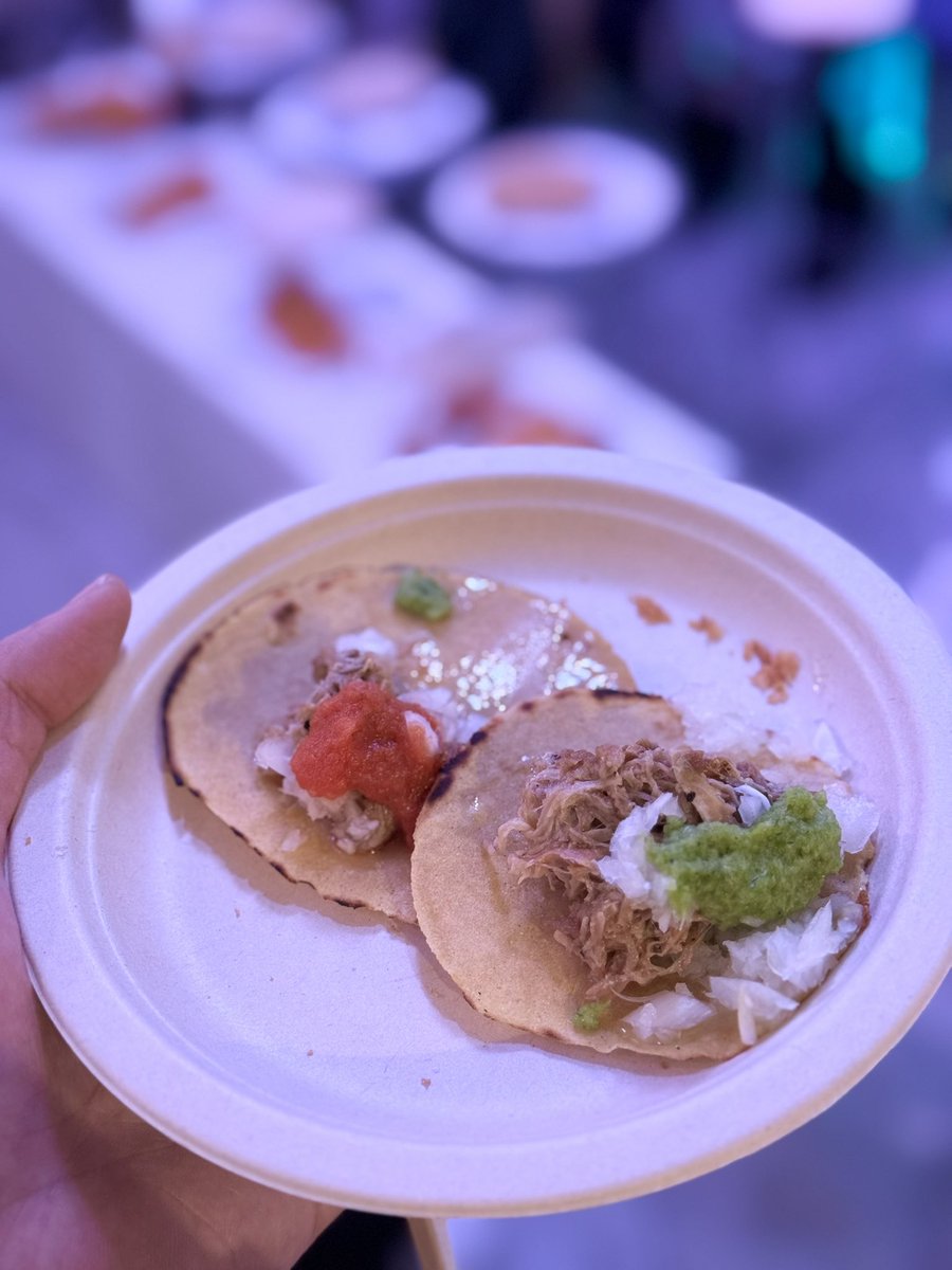 y_timu93's tweet image. 至近距離で演奏と食事堪能できるなんて🥹
年内ラスト3日間の仕事頑張れるわ！

#WindWorks